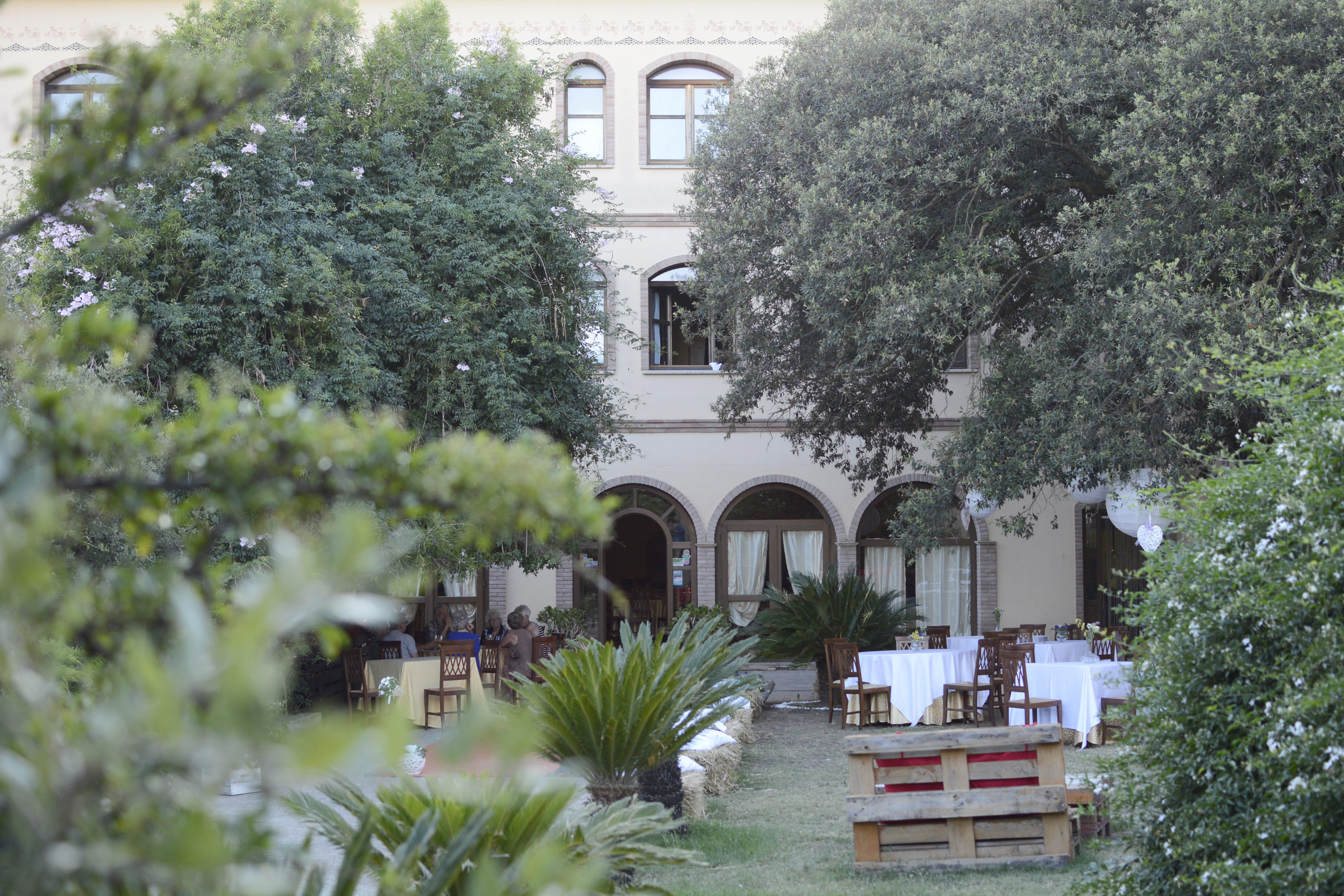 Hotel Funtana Noa Villanovaforru Buitenkant foto