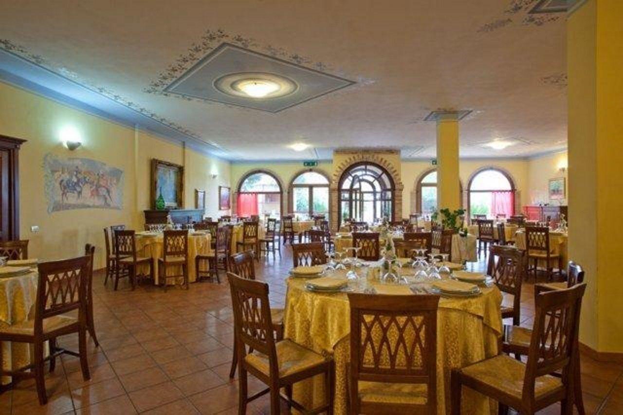 Hotel Funtana Noa Villanovaforru Buitenkant foto